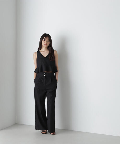 NATURAL BEAUTY BASIC（ナチュラルビューティーベーシック）の「◇クロップドペプラムトップス＆パンツ（パンツドレス・レディース・ブラック/ベージュ・MEDIUM）」の9枚目の写真