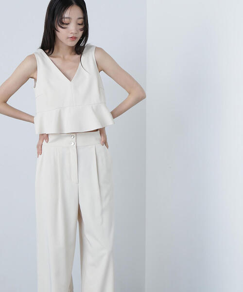 NATURAL BEAUTY BASIC（ナチュラルビューティーベーシック）の「◇クロップドペプラムトップス＆パンツ（パンツドレス・レディース・ブラック/ベージュ・MEDIUM）」の18枚目の写真