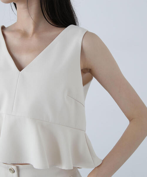 NATURAL BEAUTY BASIC（ナチュラルビューティーベーシック）の「◇クロップドペプラムトップス＆パンツ（パンツドレス・レディース・ブラック/ベージュ・MEDIUM）」の22枚目の写真
