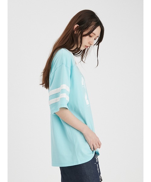 FURFUR（ファーファー）の「【上國料萌衣コラボ】ナンバーTシャツ（Tシャツ/カットソー・レディース・ブルー/ブラック/ピンク・FREE）」の11枚目の写真