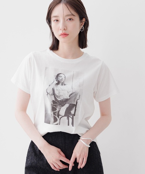 Andemiu(アンデミュウ)の「フォトプリントT143959(Tシャツ/カットソー・レディース・ホワイト系その他6/ホワイト系その他5・FREE)」の6枚目の写真