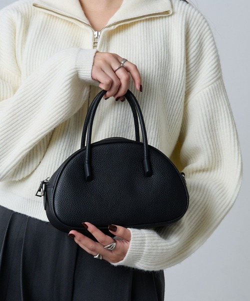 COLONY 2139(コロニートゥーワンスリーナイン)の「ラウンドミニボストン(ボストンバッグ・レディース・レッド/ブラック/ブルー・FREE)」の2枚目の写真