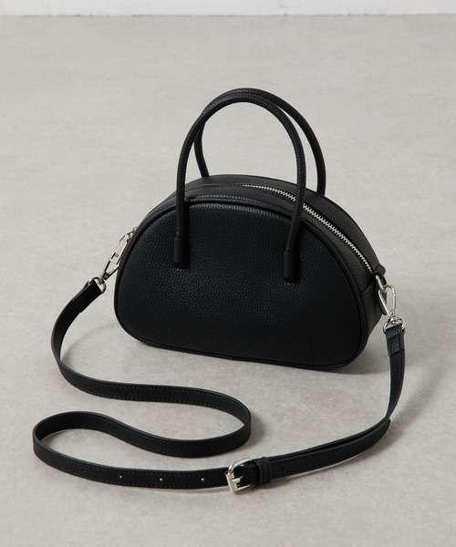 COLONY 2139(コロニートゥーワンスリーナイン)の「ラウンドミニボストン(ボストンバッグ・レディース・レッド/ブラック/ブルー・FREE)」の5枚目の写真