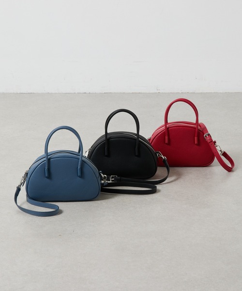 COLONY 2139(コロニートゥーワンスリーナイン)の「ラウンドミニボストン(ボストンバッグ・レディース・レッド/ブラック/ブルー・FREE)」の4枚目の写真