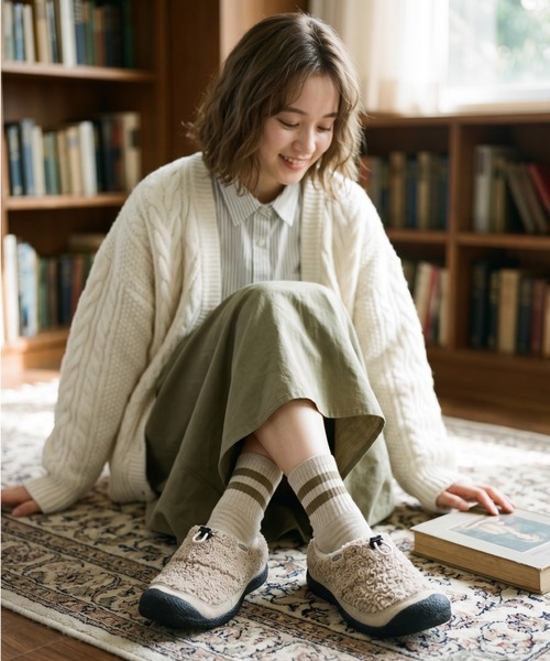 KEEN(キーン)の「HOWSER III SLIDE / ハウザー スリー スライド / レディース ウィンター サンダル(スリッポン・レディース・アイボリー・23.5cm/23cm/24cm/24.5cm/25cm/25.5cm/26cm/22.5cm)」の16枚目の写真
