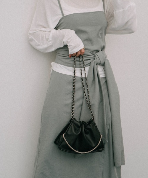 HANNE（アン）の「フェイクレザーチェーンハンドBAG（ハンドバッグ・レディース・シルバー/ブラック・FREE）」の7枚目の写真