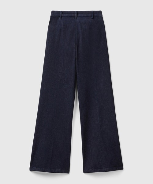 BENETTON (UNITED COLORS OF BENETTON)（ベネトンユナイテッドカラーズオブベネトン）の「ストレッチフレアデニムパンツ（デニムパンツ・レディース・ダークインディゴブルー・38/40/42/44）」の6枚目の写真