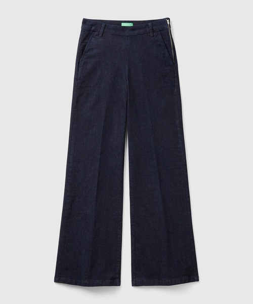 BENETTON (UNITED COLORS OF BENETTON)（ベネトンユナイテッドカラーズオブベネトン）の「ストレッチフレアデニムパンツ（デニムパンツ・レディース・ダークインディゴブルー・38/40/42/44）」の5枚目の写真