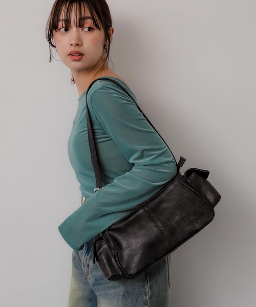 SENSE OF PLACE by URBAN RESEARCH(センスオブプレイスバイアーバンリサーチ)の「ヴィンテージライクバッグ(ハンドバッグ・レディース・ブラック/グレー・ONE)」の3枚目の写真
