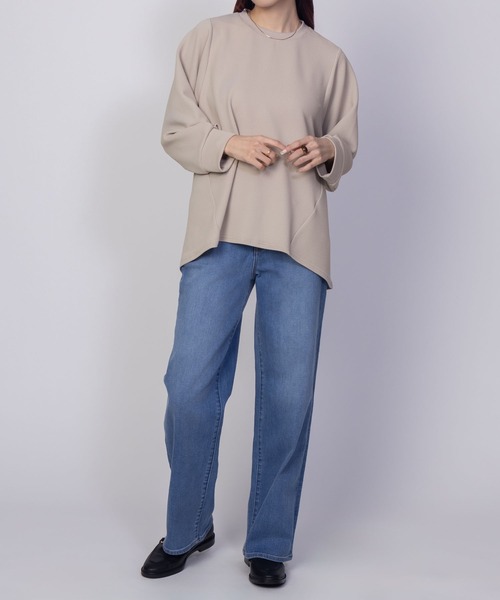 NAVY(ネイビー)の「NAVY きれい見え エンボス チュニックプルオーバー(その他トップス・レディース・グレイッシュベージュ/ブラック/チャコールグレー・M/L)」の15枚目の写真