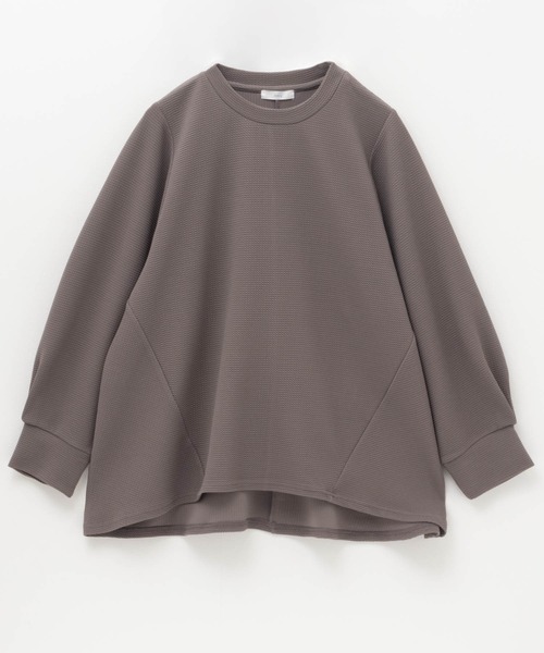 NAVY(ネイビー)の「NAVY きれい見え エンボス チュニックプルオーバー(その他トップス・レディース・グレイッシュベージュ/ブラック/チャコールグレー・M/L)」の13枚目の写真