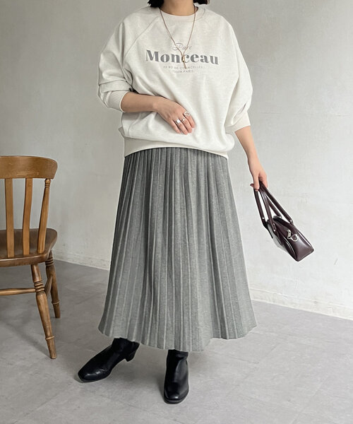 Chez toi（シェトワ）の「圧縮起毛ラグランロゴプルオーバー（Tシャツ/カットソー・レディース・アイボリー/ブラック/グレー・FREE）」の12枚目の写真