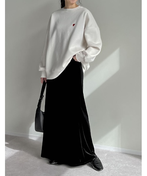 Re:EDIT(リエディ)の「裏起毛ハートorリボンワンポイント刺繍スウェット(スウェット・レディース・アイボリー/グレー/ブラック・LARGE/MEDIUM)」の21枚目の写真