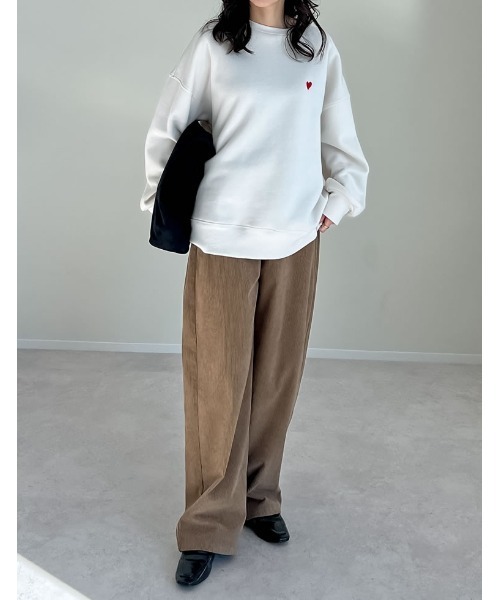 Re:EDIT(リエディ)の「裏起毛ハートorリボンワンポイント刺繍スウェット(スウェット・レディース・アイボリー/グレー/ブラック・LARGE/MEDIUM)」の9枚目の写真