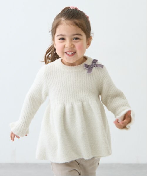 petit main（プティマイン）の「【リンク】ラメペプラムニット(キッズ)（ニット/セーター・キッズ・アイボリー/ピンク/グレー・S/M/L）」の4枚目の写真