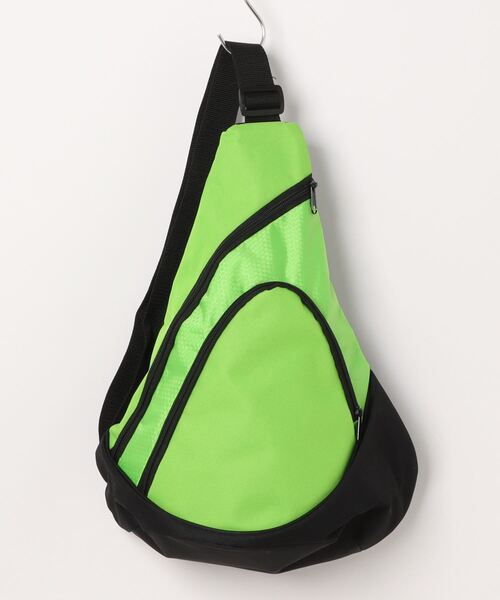 Kastane(カスタネ)の「Port Authority HONEYCOMB SLING PACK / ポートオーソリティ ハニカムスリングパック(バックパック/リュック・メンズ・ライム/ブラック・FREE)」の8枚目の写真