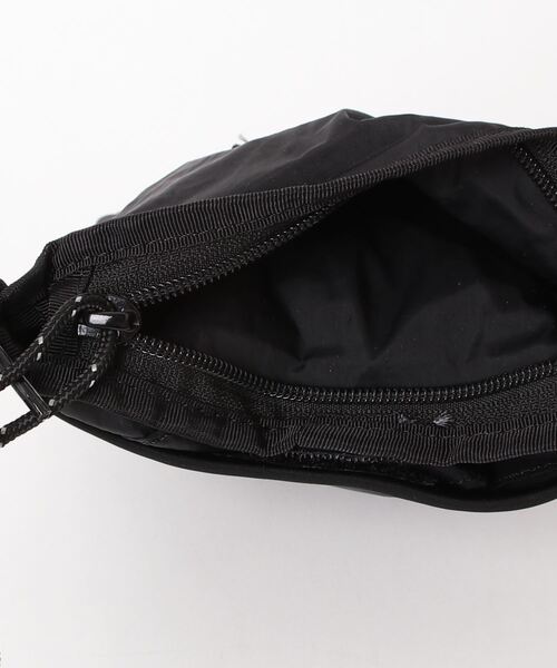 KEEN(キーン)の「Us4 BAG'N BAG LOGO TOTE / Us4 バッグイン バッグ ロゴ トート / サコッシュ 小物入れ(エコバッグ/サブバッグ・レディース・ブラック・OS)」の8枚目の写真