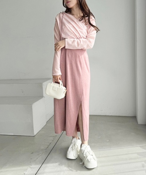 one after another NICE CLAUP(ワンアフターアナザーナイスクラップ)の「カシュクールトップス+キャミワンピセット(ワンピース・レディース・ブラック/グレー/ピンク/アイボリー・MEDIUM/SMALL)」の20枚目の写真