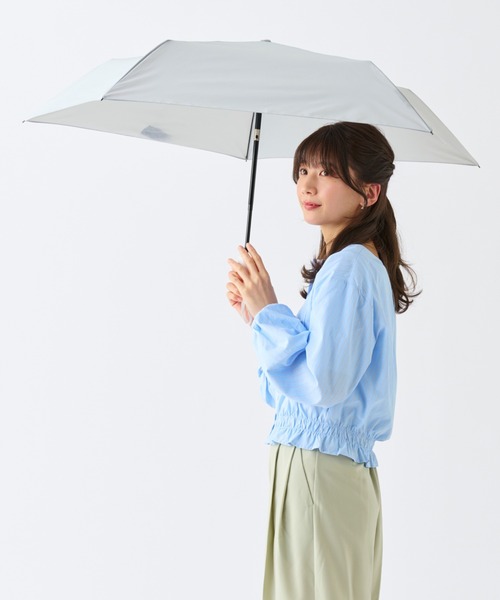 FLO(A)TUS（フロータス）の「折りたたみ傘 超撥水 UVカット 無地 ”フロータス 自動開閉”（折りたたみ傘・レディース・ライトグリーン/ブラック/ライトグレー/ダークブルー/ベビーピンク/オフホワイト・FREE）」の4枚目の写真