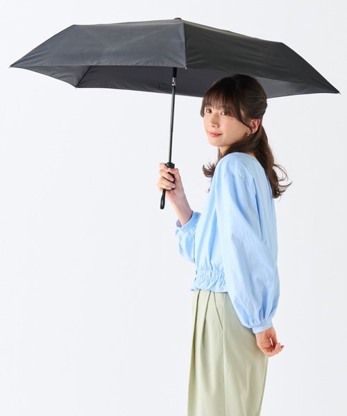 FLO(A)TUS（フロータス）の「折りたたみ傘 超撥水 UVカット 無地 ”フロータス 自動開閉”（折りたたみ傘・レディース・ライトグリーン/ブラック/ライトグレー/ダークブルー/ベビーピンク/オフホワイト・FREE）」の3枚目の写真