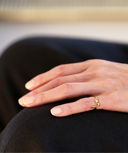 vv(ヴィヴィ)の「vv.jewelry / ゴールドLOVEリング(リング・レディース・ゴールド・3)」の4枚目の写真