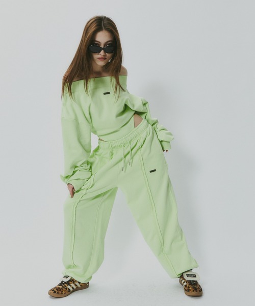 BLONDEY ブロンディ3WAYオフショルスウェットボディスーツ Y2K BLONDEY（ブロンディ）の「3WAYオフショルスウェットボディスーツ