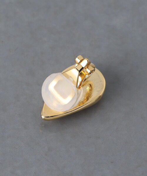 UNITED ARROWS(ユナイテッドアローズ)の「ドロップイヤリング(イヤリング・レディース・ゴールド/シルバー・FREE)」の8枚目の写真