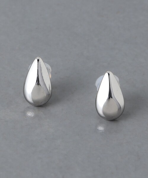 UNITED ARROWS(ユナイテッドアローズ)の「ドロップイヤリング(イヤリング・レディース・ゴールド/シルバー・FREE)」の10枚目の写真