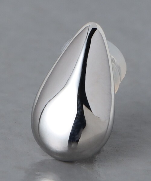 UNITED ARROWS(ユナイテッドアローズ)の「ドロップイヤリング(イヤリング・レディース・ゴールド/シルバー・FREE)」の11枚目の写真