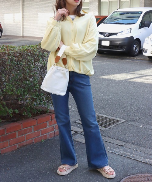 libelle more（リベル モア）の「とろみフランス綾　裾タックシャツ（シャツ/ブラウス・レディース・イエロー/ライトカーキ/オフホワイト/ブラック・M/L）」の16枚目の写真