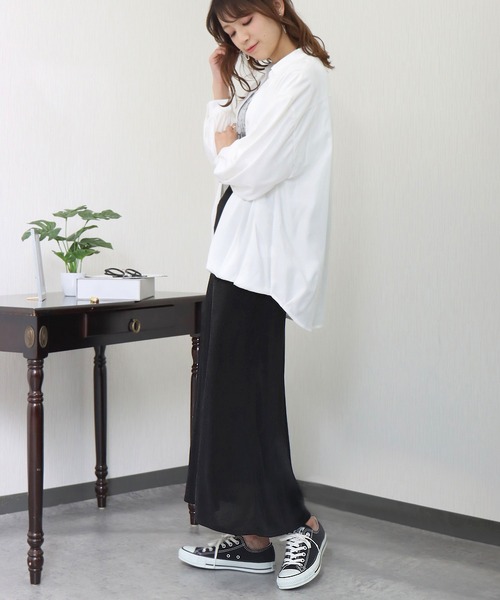 libelle more（リベル モア）の「とろみフランス綾　裾タックシャツ（シャツ/ブラウス・レディース・イエロー/ライトカーキ/オフホワイト/ブラック・M/L）」の6枚目の写真