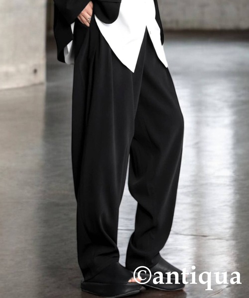 antiqua（アンティカ）の「アシメタックテーパードパンツ（その他パンツ・レディース・アイボリー/ブラック・ONESIZE）」の2枚目の写真