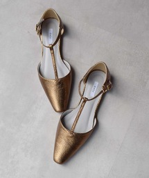 EVOL（イーボル）の「【軽量・柔らかい】Tストラップスクエアフラットパンプス（パンプス）」