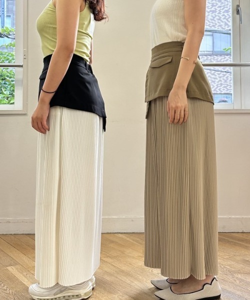 Muel Chic(ミュエルシック)の「Rumand skirt ルマンドスカート(スカート・レディース・ブラック系/ベージュ系/ホワイト×ブラック/ミント・FREE)」の6枚目の写真