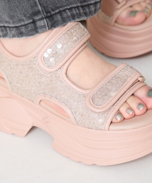 ORiental TRaffic(オリエンタルトラフィック)の「スパンコール厚底サンダル/56203(サンダル・レディース・ピンク/グレー・S/LL/L/M)」の17枚目の写真