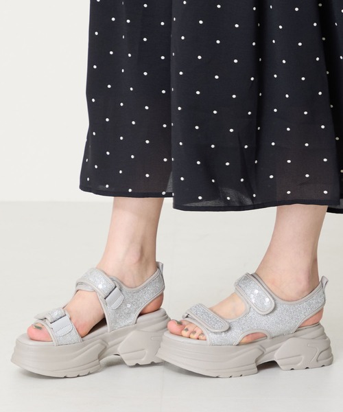 ORiental TRaffic(オリエンタルトラフィック)の「スパンコール厚底サンダル/56203(サンダル・レディース・ピンク/グレー・S/LL/L/M)」の10枚目の写真