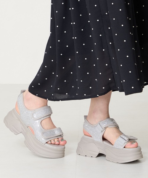 ORiental TRaffic(オリエンタルトラフィック)の「スパンコール厚底サンダル/56203(サンダル・レディース・ピンク/グレー・S/LL/L/M)」の11枚目の写真