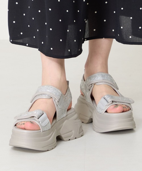 ORiental TRaffic(オリエンタルトラフィック)の「スパンコール厚底サンダル/56203(サンダル・レディース・ピンク/グレー・S/LL/L/M)」の13枚目の写真