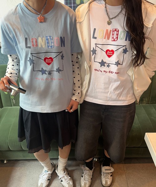 napinna maison(ナピナメゾン)の「【napinna maison×4sisters】ラブレターパッチワークロゴ半袖Tシャツ(Tシャツ/カットソー・レディース・ホワイト/ライトブルー・FREE)」の4枚目の写真