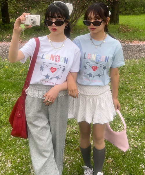 napinna maison(ナピナメゾン)の「【napinna maison×4sisters】ラブレターパッチワークロゴ半袖Tシャツ(Tシャツ/カットソー・レディース・ホワイト/ライトブルー・FREE)」の9枚目の写真