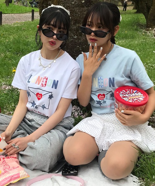 napinna maison(ナピナメゾン)の「【napinna maison×4sisters】ラブレターパッチワークロゴ半袖Tシャツ(Tシャツ/カットソー・レディース・ホワイト/ライトブルー・FREE)」の13枚目の写真