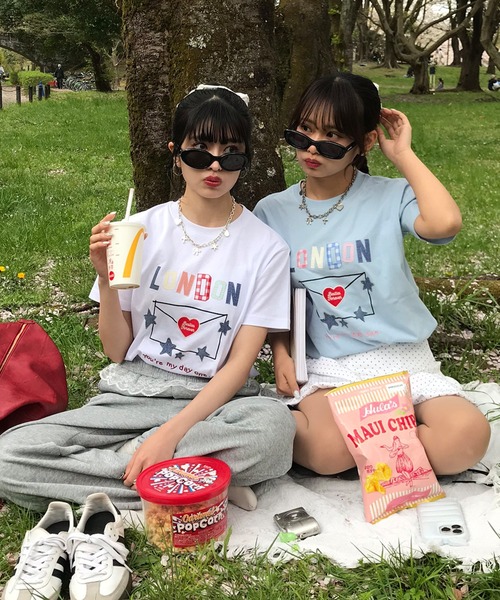 napinna maison(ナピナメゾン)の「【napinna maison×4sisters】ラブレターパッチワークロゴ半袖Tシャツ(Tシャツ/カットソー・レディース・ホワイト/ライトブルー・FREE)」の14枚目の写真