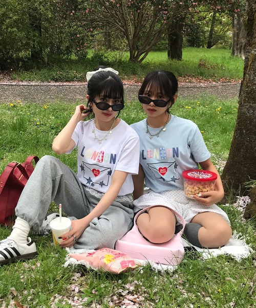napinna maison(ナピナメゾン)の「【napinna maison×4sisters】ラブレターパッチワークロゴ半袖Tシャツ(Tシャツ/カットソー・レディース・ホワイト/ライトブルー・FREE)」の15枚目の写真