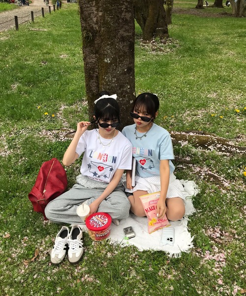 napinna maison(ナピナメゾン)の「【napinna maison×4sisters】ラブレターパッチワークロゴ半袖Tシャツ(Tシャツ/カットソー・レディース・ホワイト/ライトブルー・FREE)」の17枚目の写真