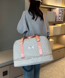 4K3 キルティングトートバッグ グレー ボストンバッグ　レディース　メンズ 4K3 キルティングトートバッグ グレー ボストンバッグ