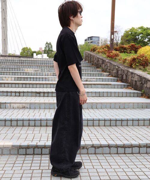 FFEIN（フェイン）の「【FFEIN（フェイン）】グラフィックショート丈Tシャツ / Tシャツ 短丈 クルーネック 半袖 ショート丈（Tシャツ/カットソー・メンズ・アッシュグレー/ブラック/ネイビー・LARGE/SMALL/MEDIUM）」の7枚目の写真