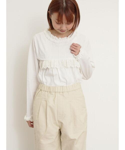 Samansa Mos2(サマンサ モスモス)の「胸元レース切替ピンタックインナー(Tシャツ/カットソー・レディース・ベージュ/オフホワイト/ブラック・F)」の5枚目の写真