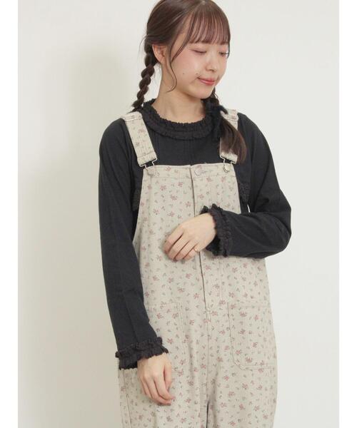 Samansa Mos2(サマンサ モスモス)の「胸元レース切替ピンタックインナー(Tシャツ/カットソー・レディース・ベージュ/オフホワイト/ブラック・F)」の9枚目の写真