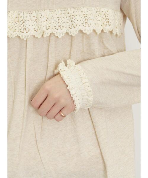 Samansa Mos2(サマンサ モスモス)の「胸元レース切替ピンタックインナー(Tシャツ/カットソー・レディース・ベージュ/オフホワイト/ブラック・F)」の22枚目の写真