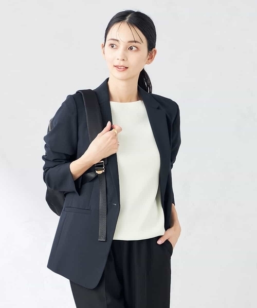 a.v.v(アーヴェヴェ)の「【洗える/ストレッチ/UVカット】麻調ストレッチテーラードジャケット(テーラードジャケット・レディース・グレー/ベージュ/ネイビー・42/40/38/36/34)」の3枚目の写真